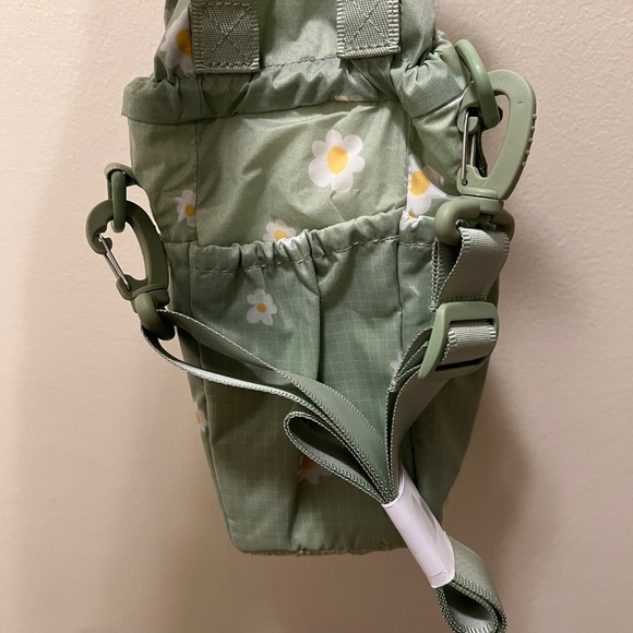 Calpak water bottle holder - Picture 2 of 3